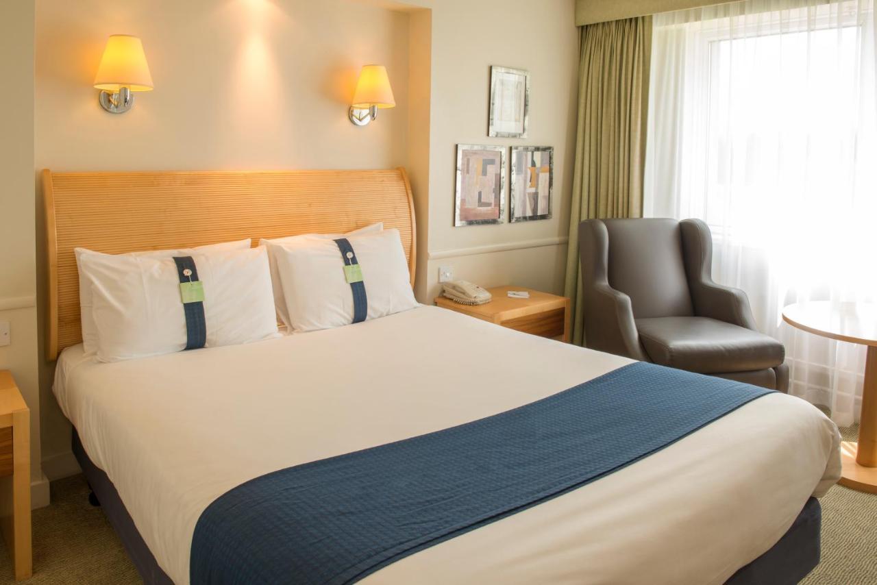 Holiday Inn London Brent Cross, An Ihg Hotel Exterior foto